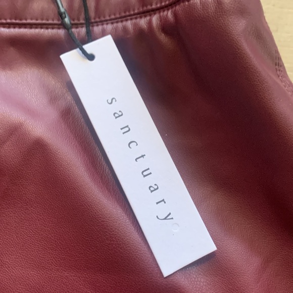 NWT Sanctuary Maroon Mini Skirt Night Out Size 0 - Picture 2 of 9